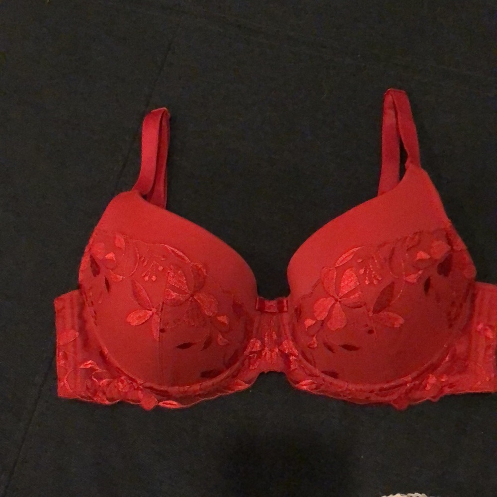 Red Bra. Triumph push up bra with padding.